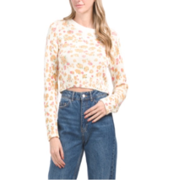 Emory Park Long Sleeve Floral Cropped Sweater with Open Back - Picture 1 of 7